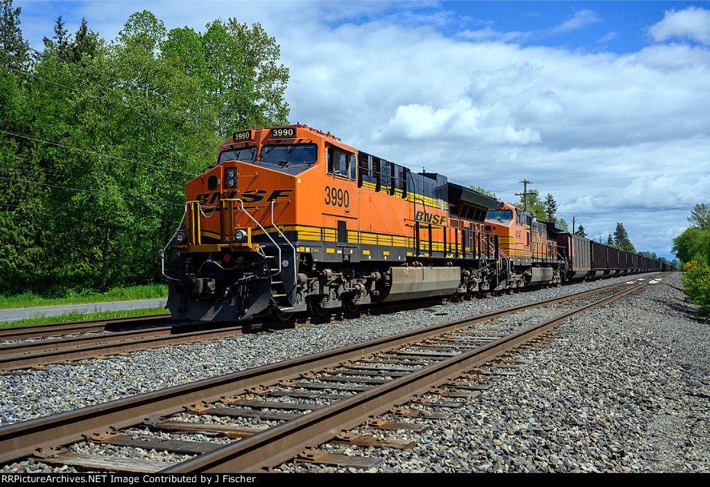 BNSF 3990